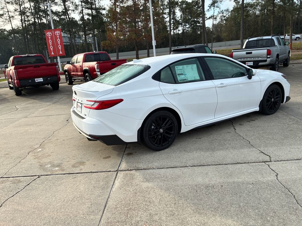 New 2026 Toyota Camry SE image 7