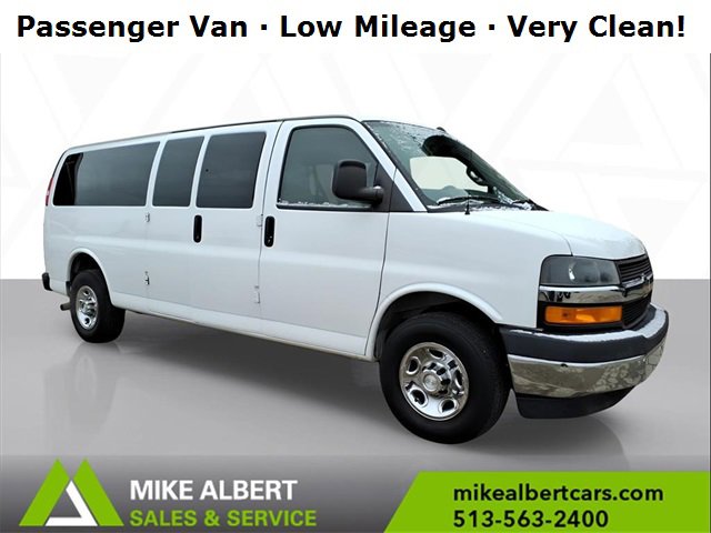 Used 2018 Chevrolet Express 3500 LT w/ LT Preferred Equipment Group image 1
