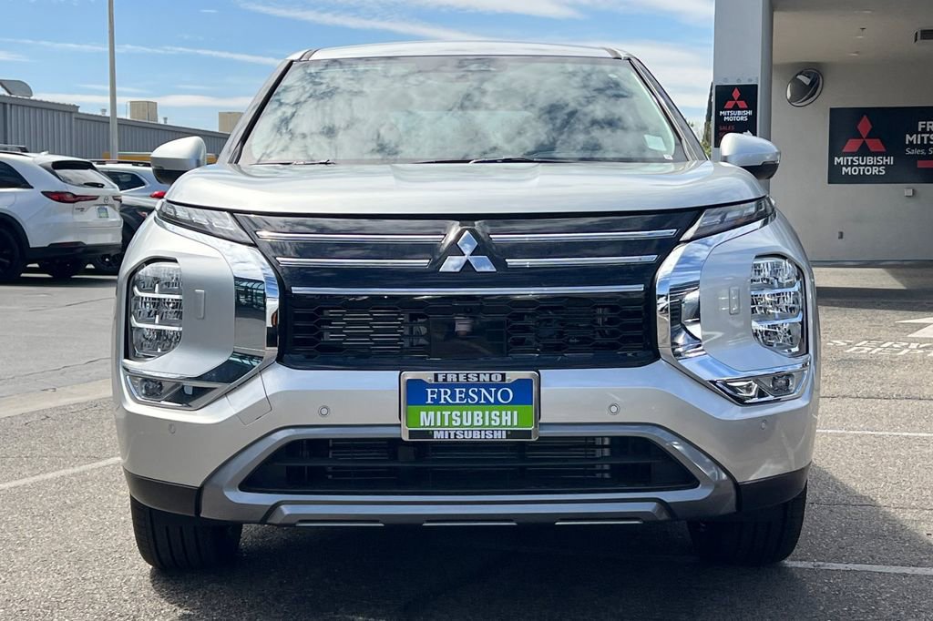 New 2026 Mitsubishi Outlander SE AWD/4WD image 10