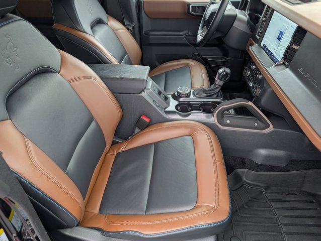 Used 2024 Ford Bronco Outer Banks image 26