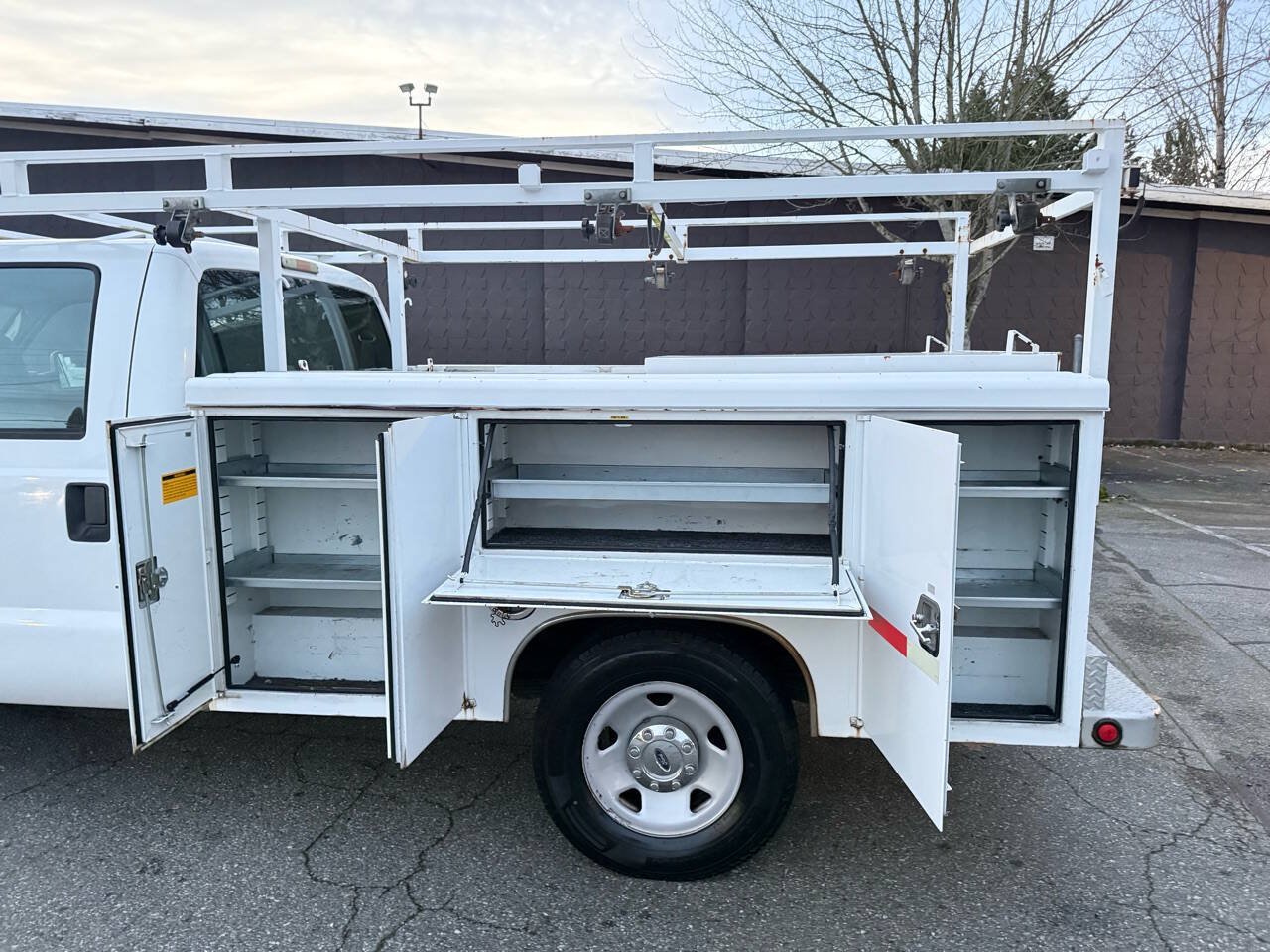 Used 2008 Ford F350 XL RWD image 27