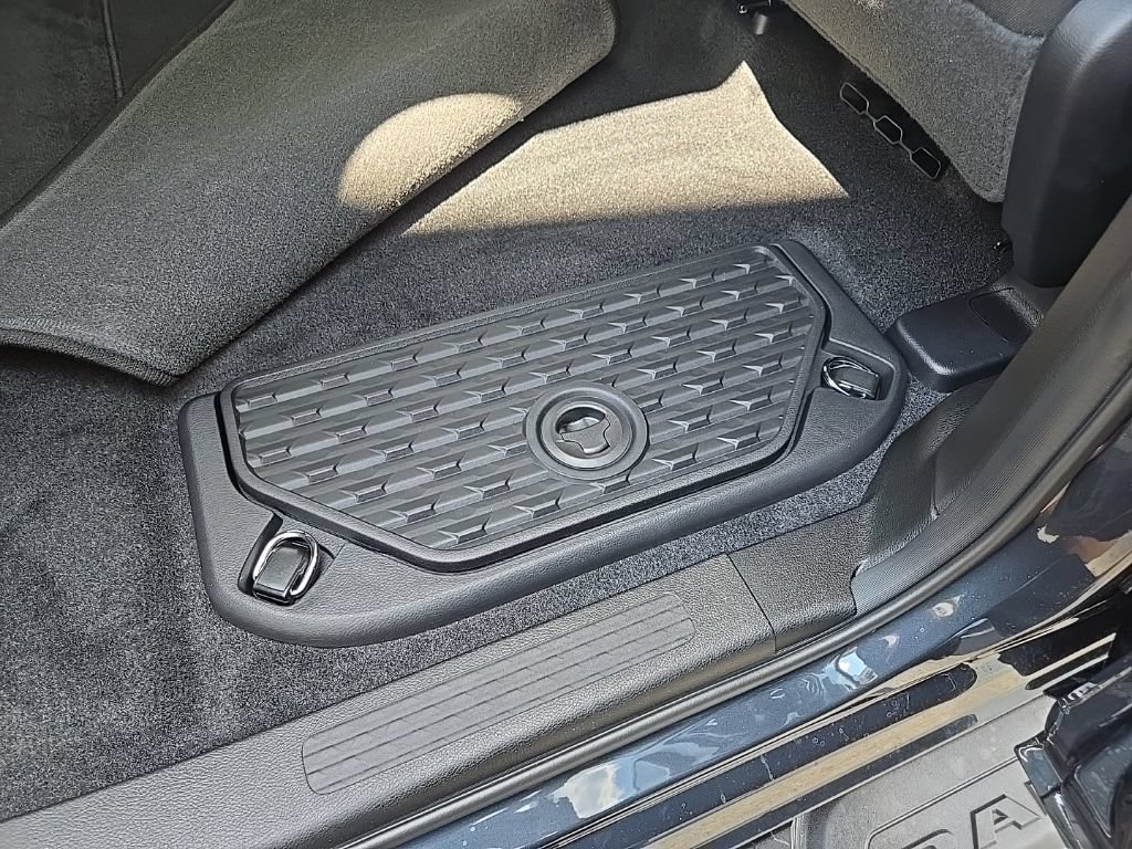 New 2027 RAM 1500 Express AWD/4WD image 91