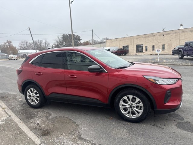 Used 2023 Ford Escape Active w/ Cold Weather Package image 8