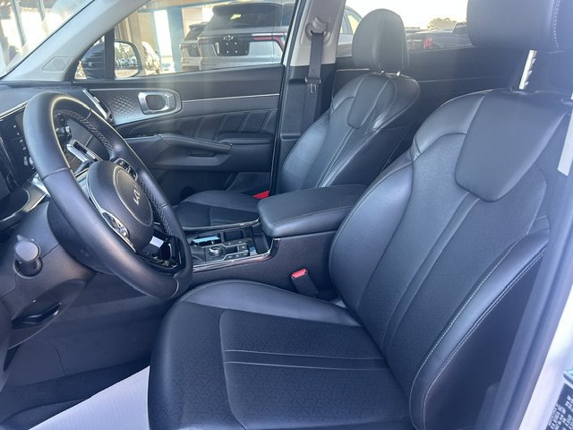 Used 2023 Kia Sorento SX AWD/4WD image 21