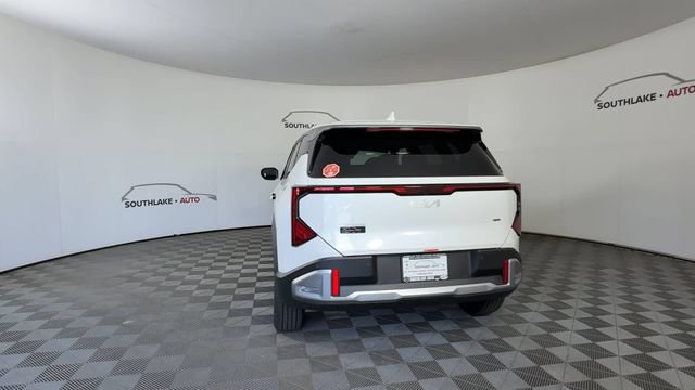 New 2027 Kia Seltos S AWD/4WD image 7