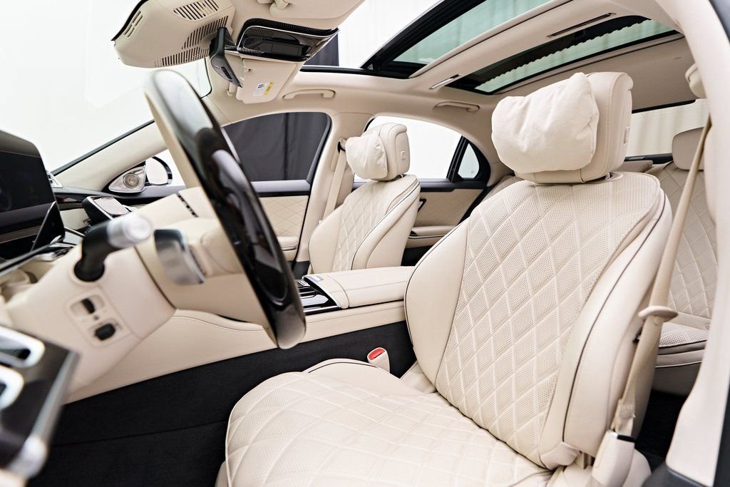 Used 2024 Mercedes-Benz S 580e 4MATIC Sedan image 50