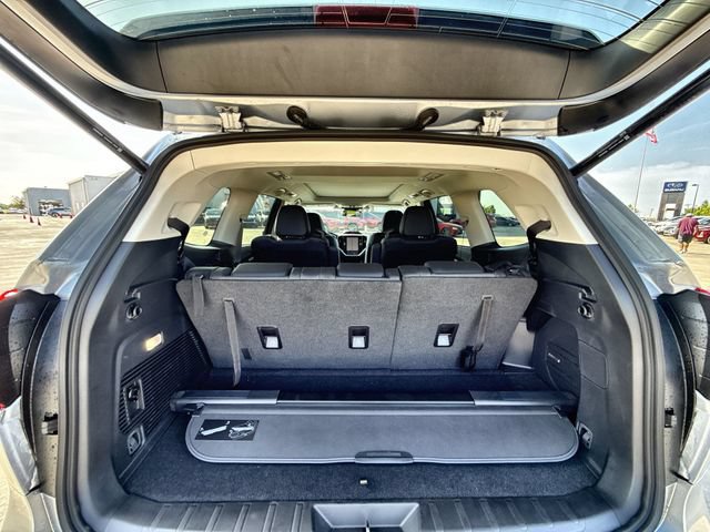 Used 2025 Subaru Ascent Limited AWD/4WD image 25