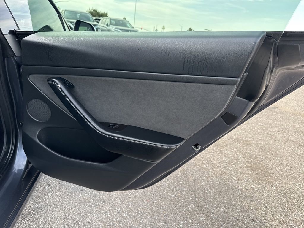 Used 2022 Tesla Model 3 Performance image 29