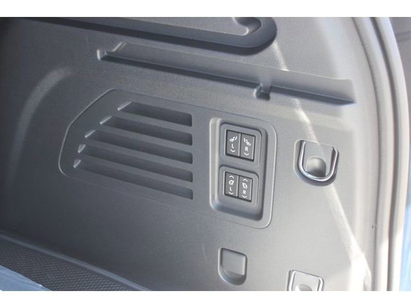 New 2026 GMC Acadia Denali w/ Super Cruise Package image 60
