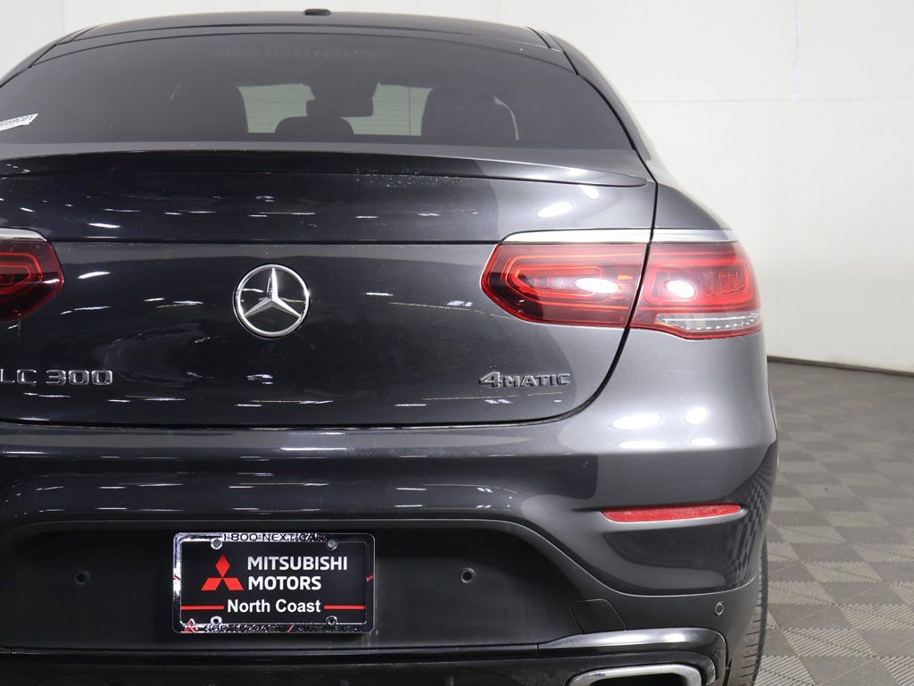 Used 2022 Mercedes-Benz GLC 300 4MATIC Coupe image 15