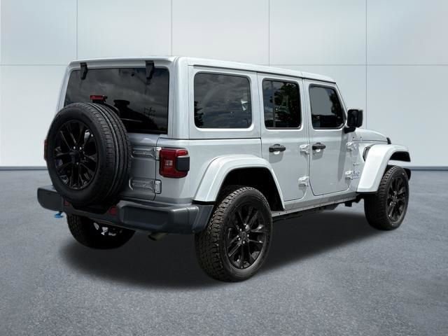 Used 2024 Jeep Wrangler Unlimited Sahara AWD/4WD image 3