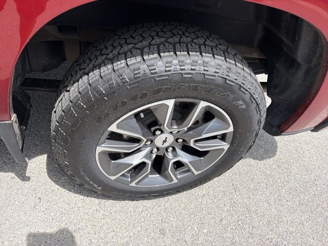 Certified 2024 Chevrolet Silverado 1500 RST w/ Z71 Off-Road Package AWD/4WD image 13