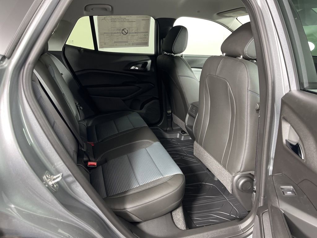 New 2026 Chevrolet Trax LT w/ Driver Confidence Package image 11