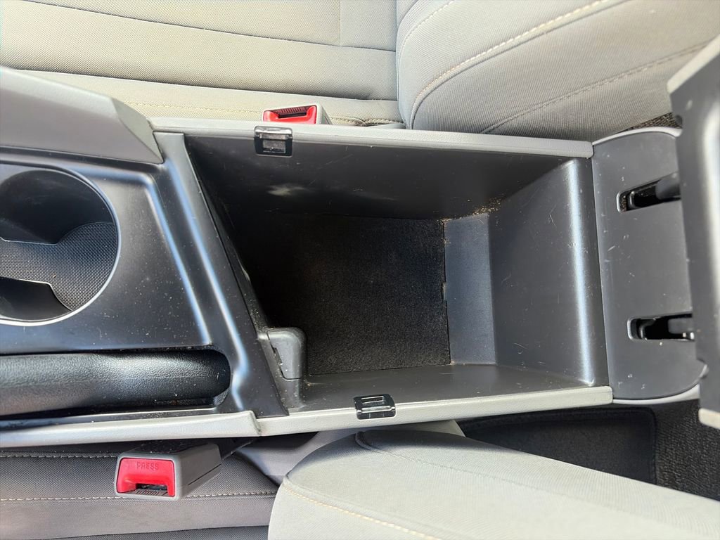 Used 2024 Hyundai Elantra SEL FWD image 26