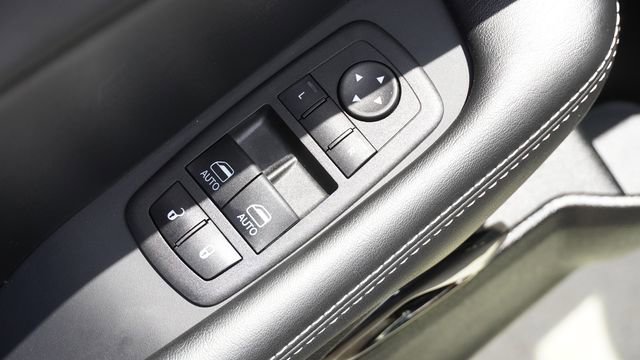 Used 2023 Dodge Challenger SRT Hellcat RWD image 16