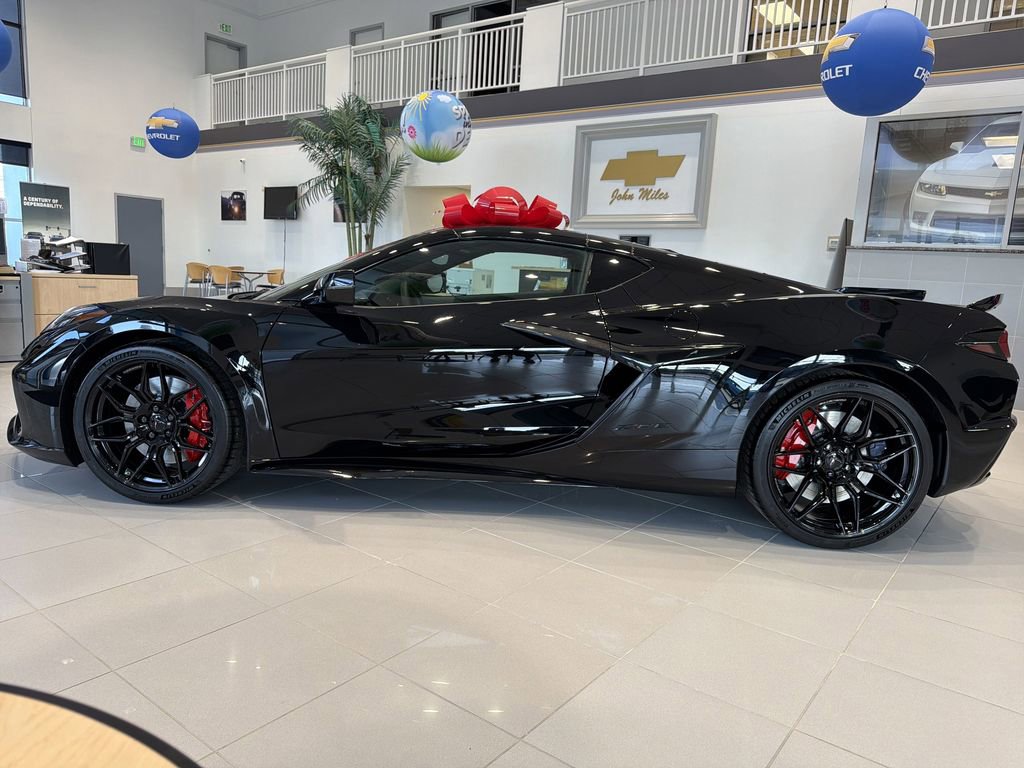 New 2026 Chevrolet Corvette Z06 image 2