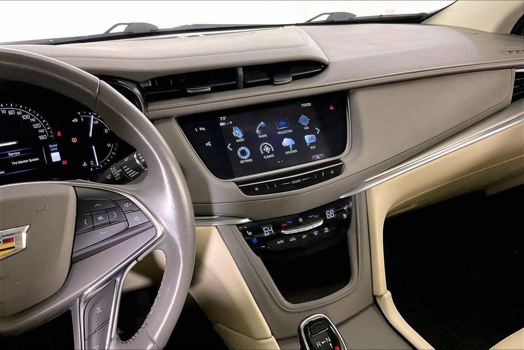 Used 2018 Cadillac XT5 Premium Luxury w/ Driver Assist Package AWD/4WD image 9