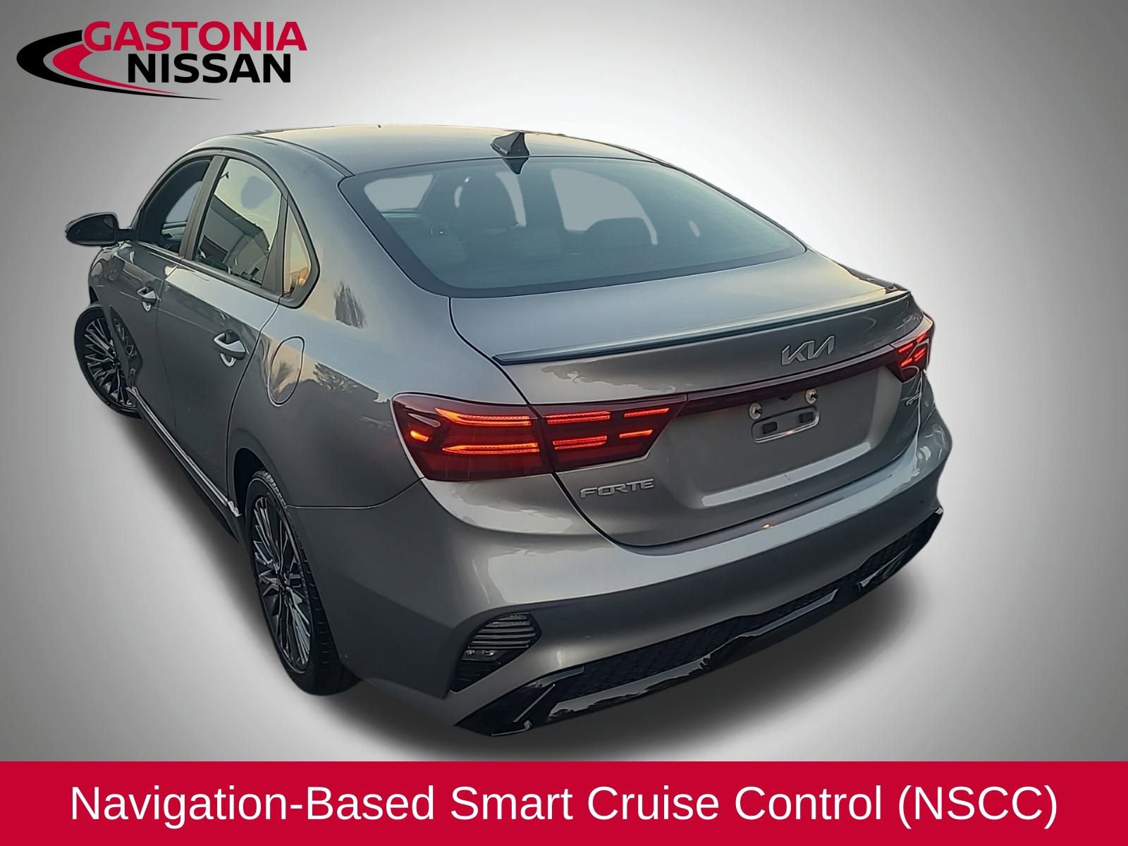 Used 2023 Kia Forte GT-Line w/ GT-Line Technology Package image 11