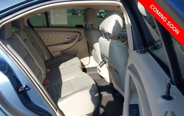 Used 2018 Ford Taurus SE image 7