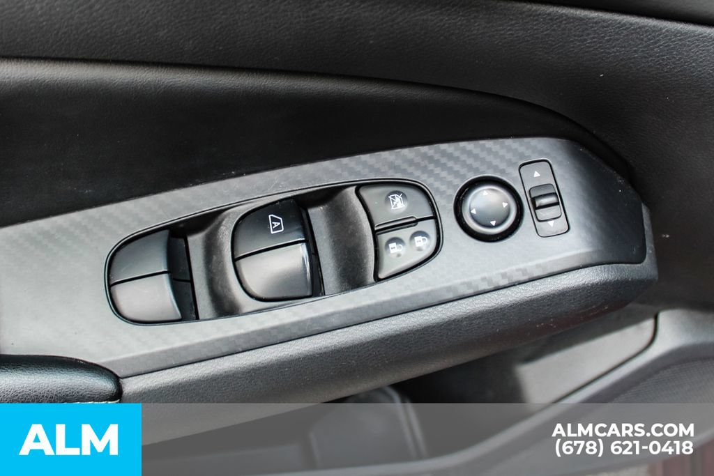 Used 2024 Nissan Altima 2.5 SV FWD image 37