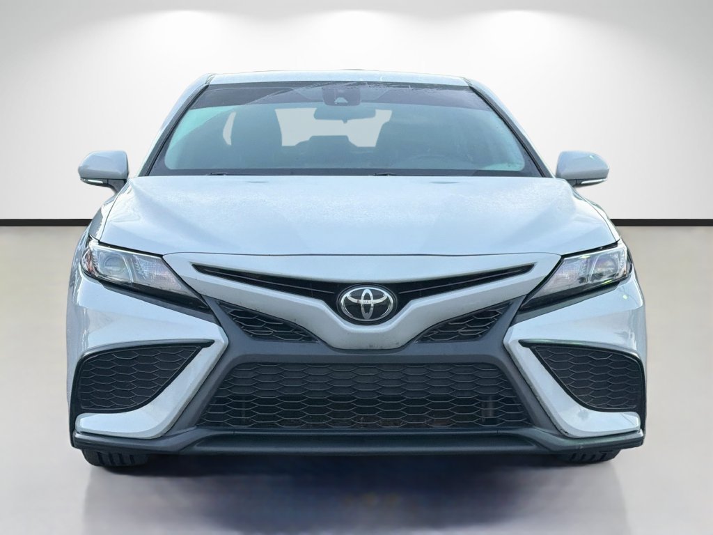 Used 2022 Toyota Camry SE FWD image 8