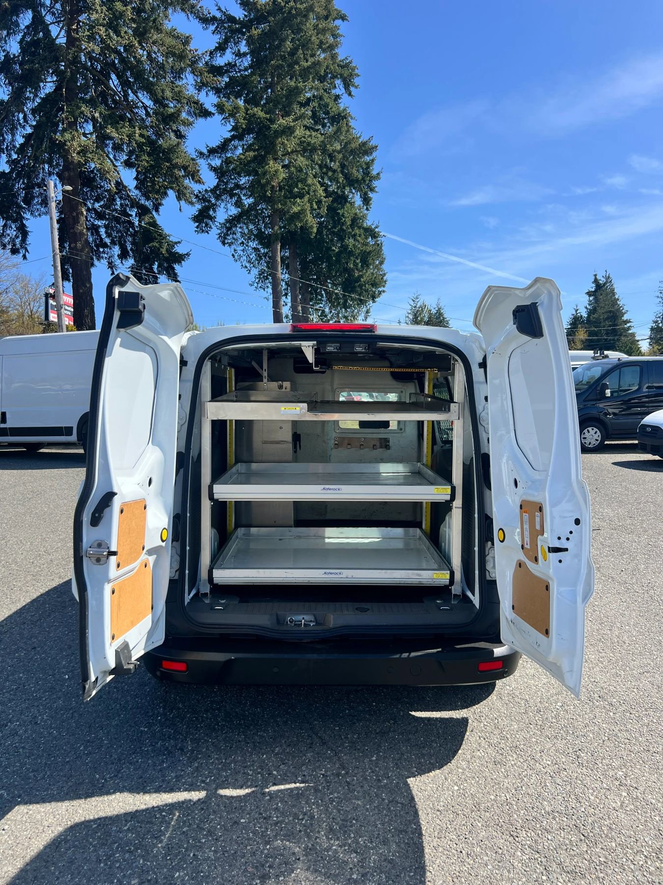 Used 2020 Ford Transit Connect XL image 19