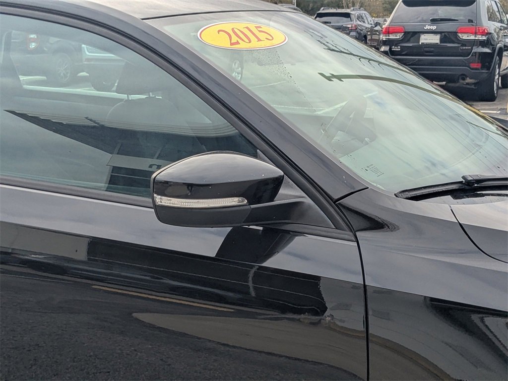 Used 2015 Volkswagen Passat 1.8T Limited Edition image 11