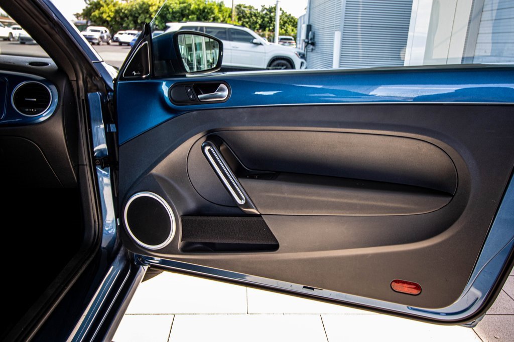 Used 2019 Volkswagen Beetle 2.0T SE image 34