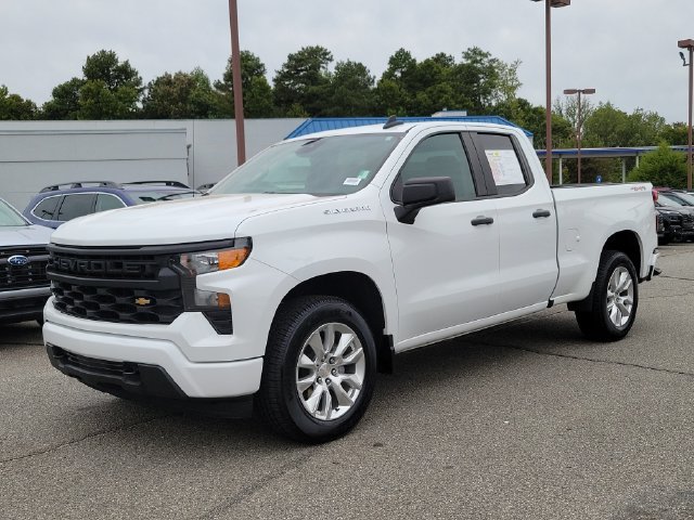 Used 2024 Chevrolet Silverado 1500 Custom AWD/4WD image 3
