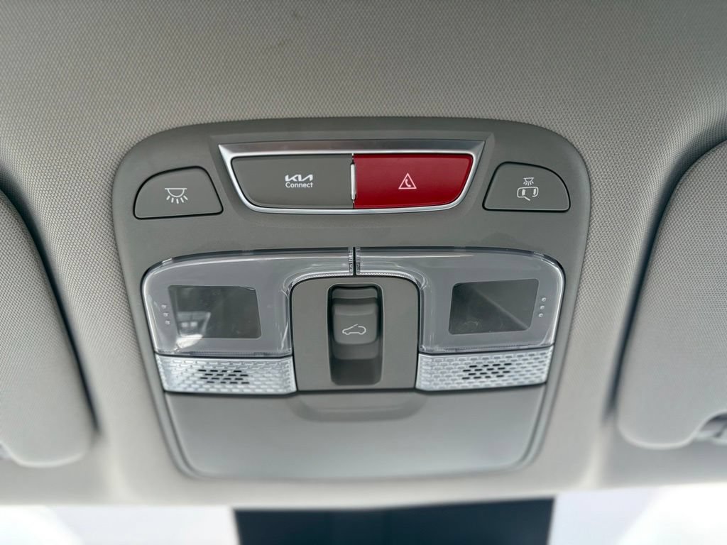 Used 2025 Kia Telluride S AWD/4WD image 36