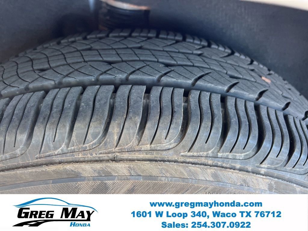 Used 2018 Chevrolet Equinox LT FWD image 10