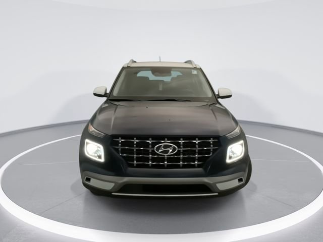 Used 2024 Hyundai Venue Limited FWD image 7