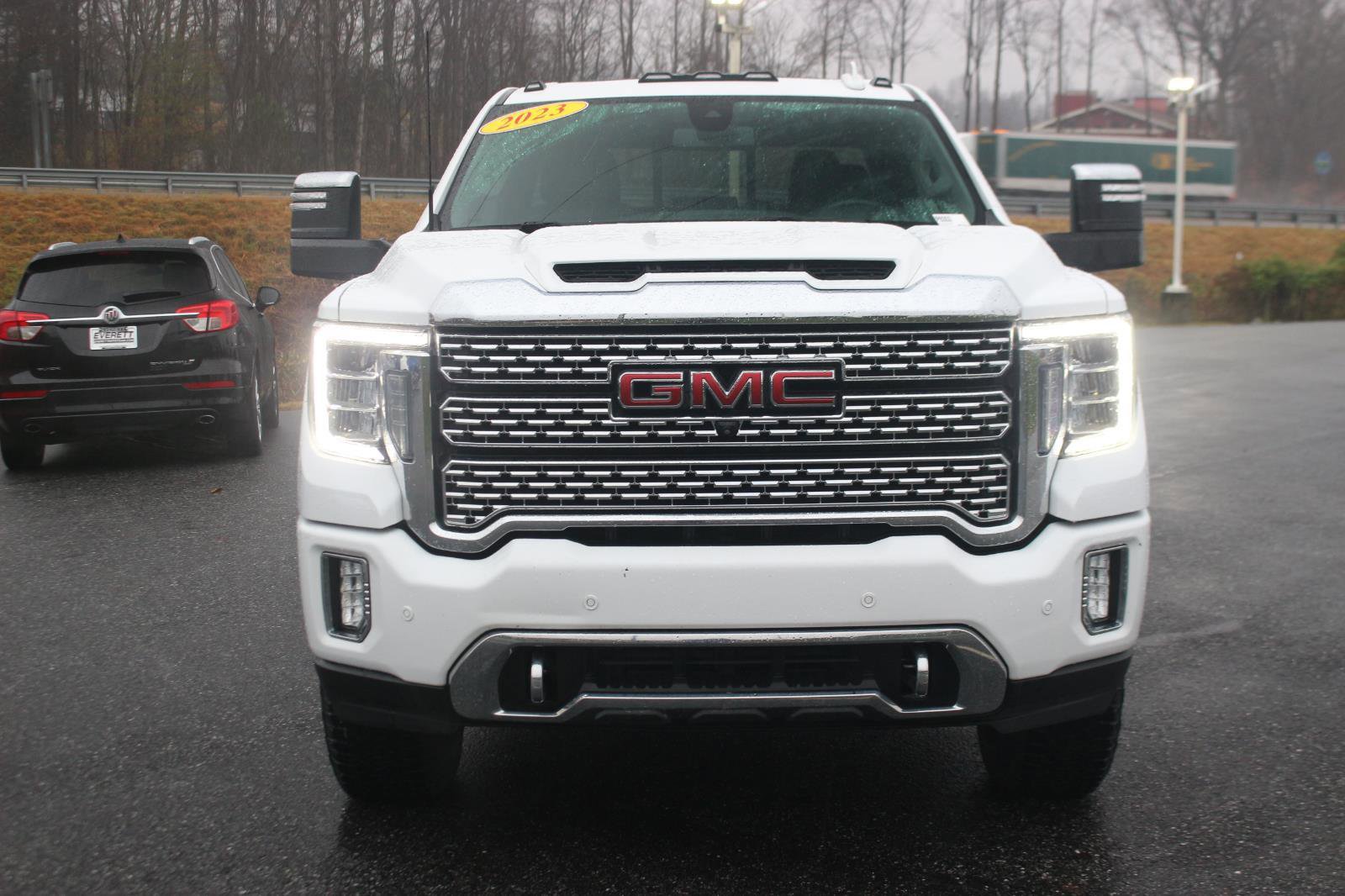 Used 2023 GMC Sierra 3500 Denali video 2