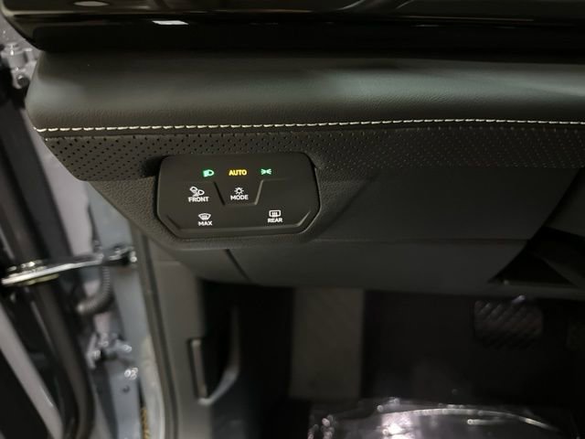 New 2026 Volkswagen Atlas SE image 19