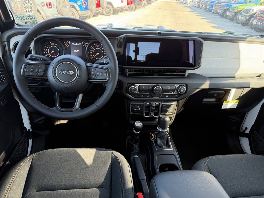 New 2025 Jeep Gladiator Sport image 11
