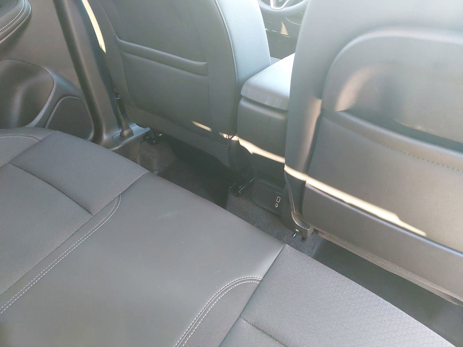 Used 2023 Buick Encore GX Preferred w/ Cold Weather Comfort Package FWD image 12