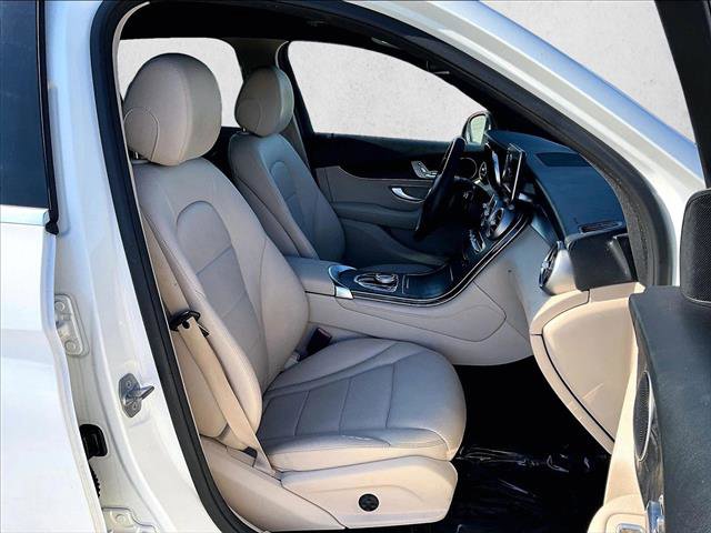 Used 2018 Mercedes-Benz GLC 300 image 9