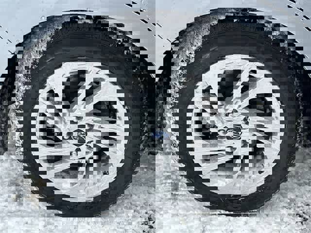 Certified 2025 Subaru Impreza 2.0i image 21