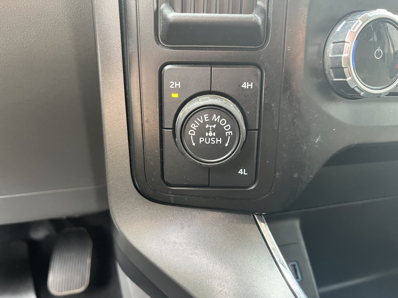 Used 2023 Ford F150 XLT w/ Equipment Group 301A Mid AWD/4WD image 15