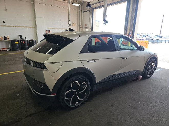 Used 2024 Hyundai Ioniq 5 SEL AWD/4WD image 5