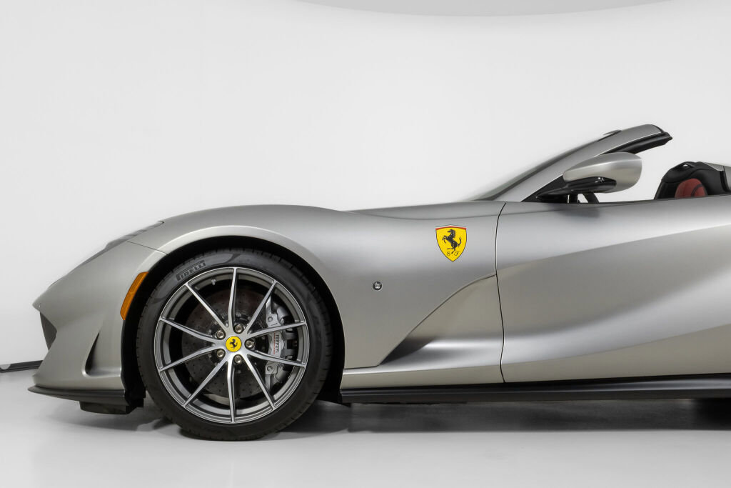 Used 2022 Ferrari 812 GTS image 15