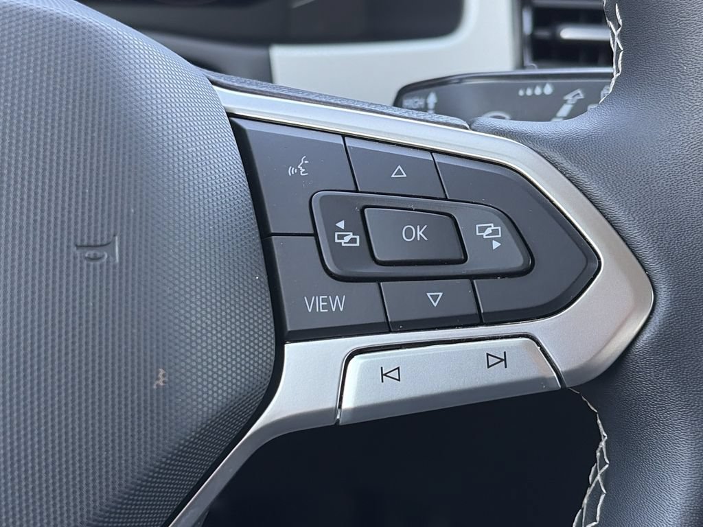 Certified 2023 Volkswagen Atlas SE FWD image 12