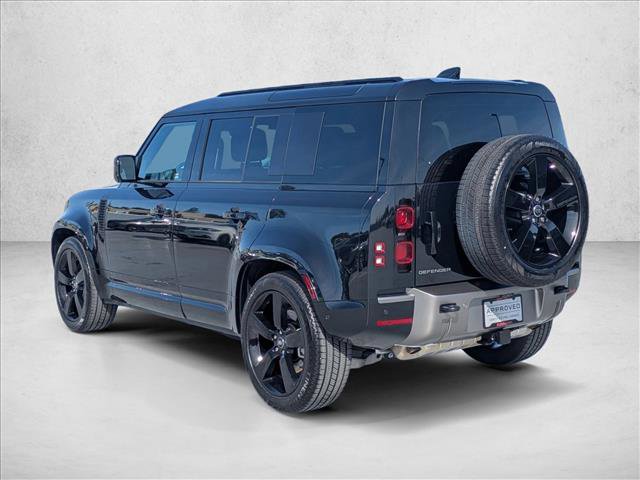 Used 2025 Land Rover Defender 110 X-Dynamic SE image 8