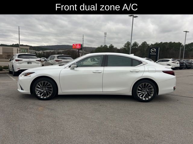Used 2025 Lexus ES 300h Ultra Luxury image 4
