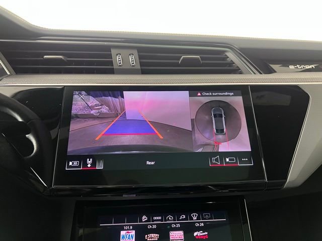 Used 2023 Audi e-tron S Prestige w/ Prestige Package image 25