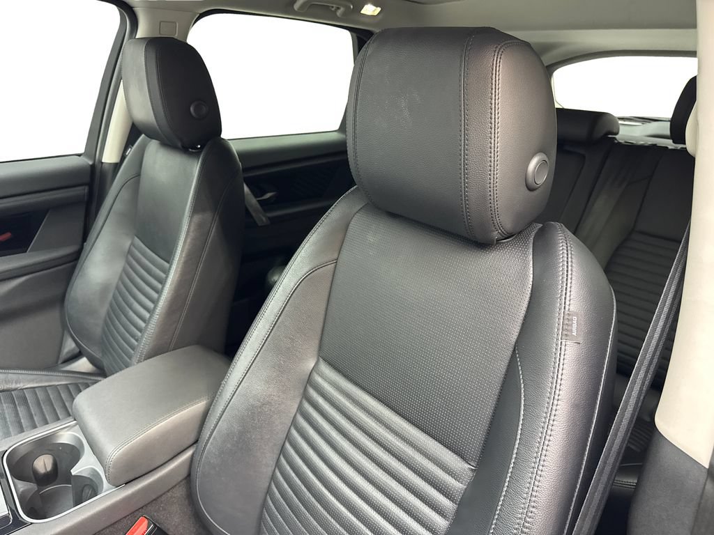 Used 2022 Land Rover Discovery Sport SE AWD/4WD image 26