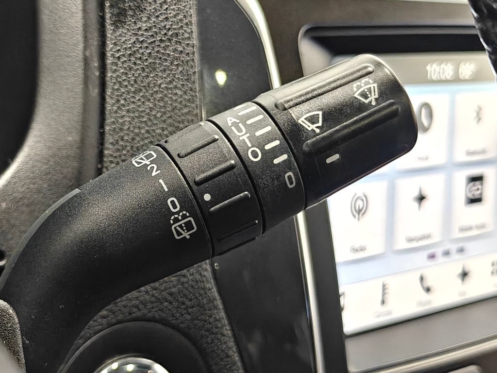 Used 2017 Ford Explorer Limited w/ Equipment Group 301A AWD/4WD image 62