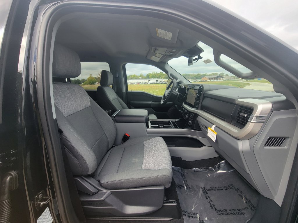 New 2026 Ford F350 XLT image 35