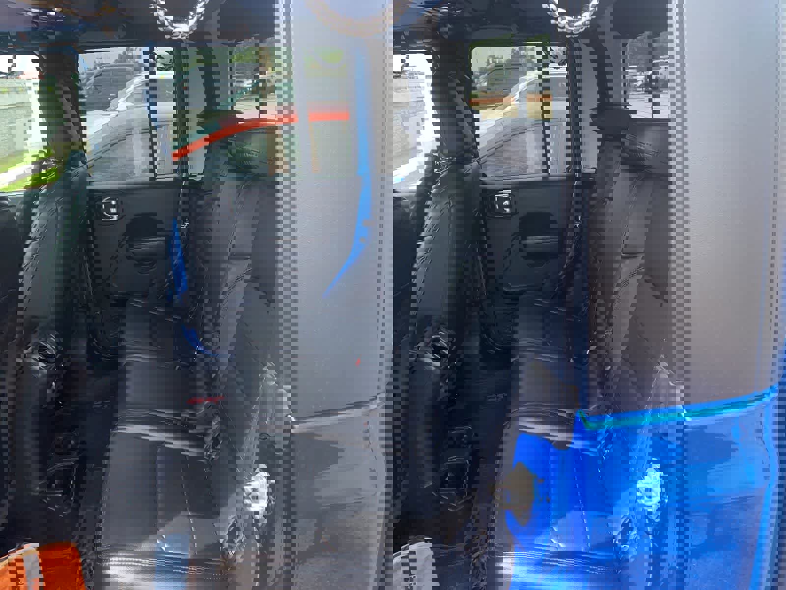 Used 2023 Jeep Gladiator Sport AWD/4WD image 12