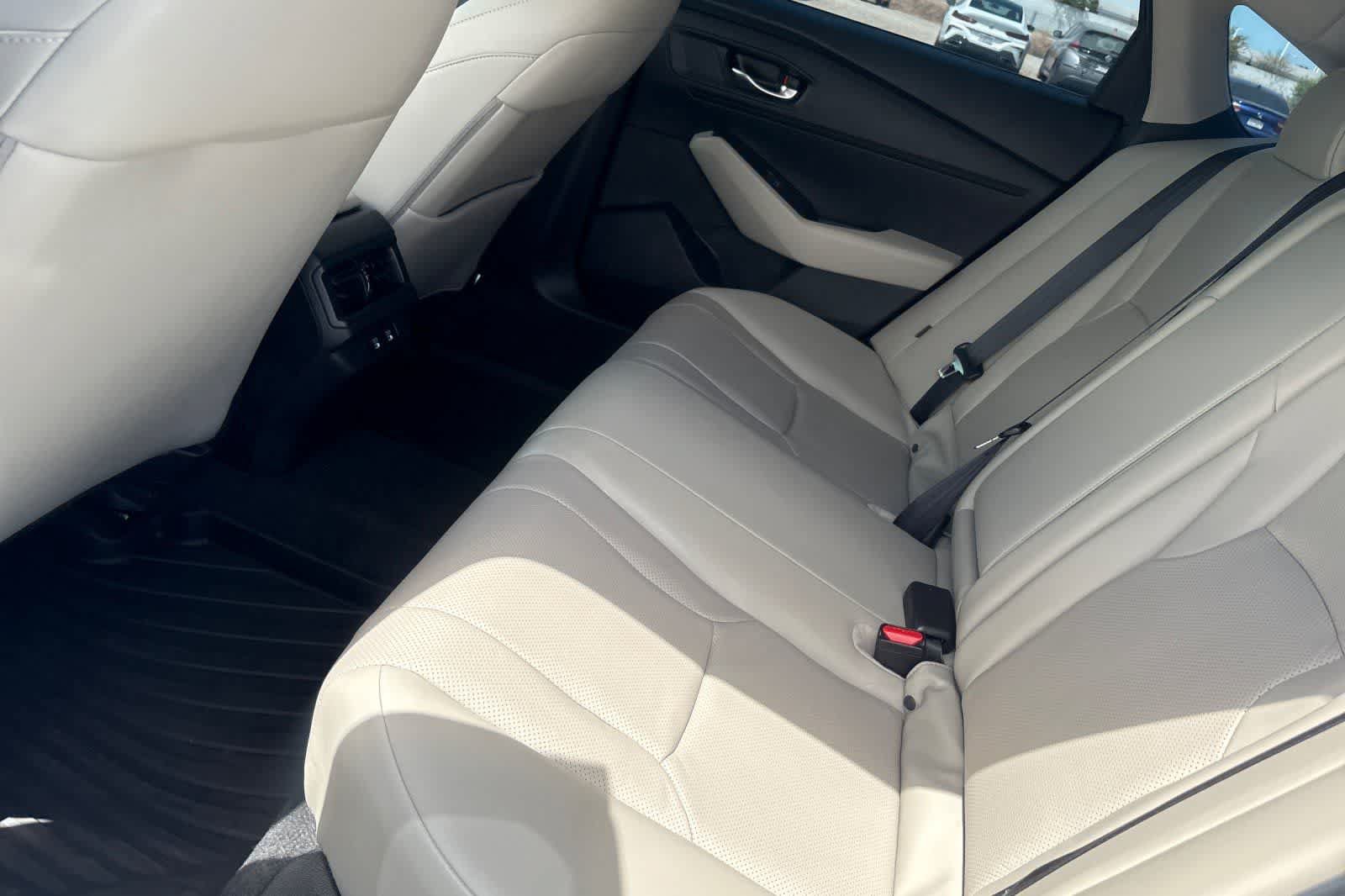 Used 2024 Honda Accord EX-L image 5